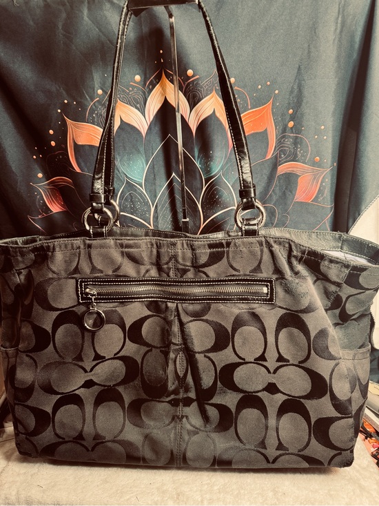 Coach Handbags - Vintage Coach Signature Logo Canvas Tote Bag